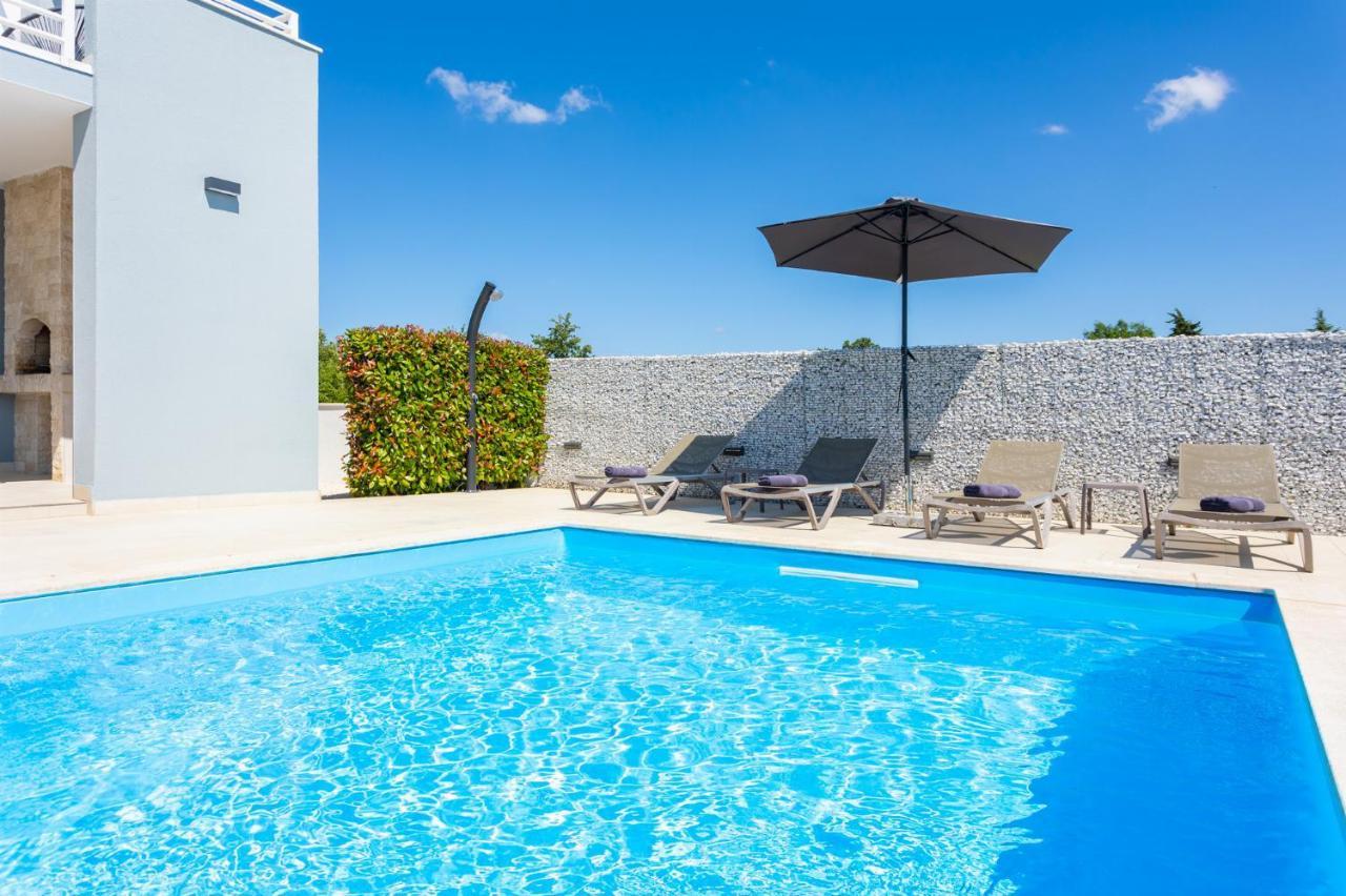 Villa Ovis Peresiji Kültér fotó